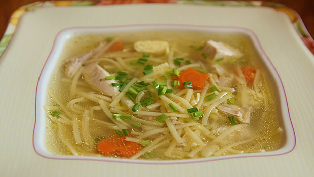 Selbstgemachte Huhnersuppe Einfach Und Wirksam Bei Erkaltung