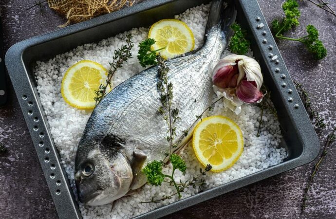 Fisch im Salzmantel: spektakulär trotz kinderleichter Zubereitung